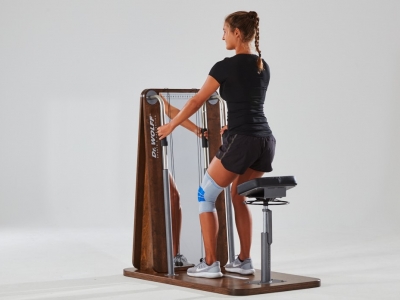 Physio-Training mit Kontrolle der Beinachse