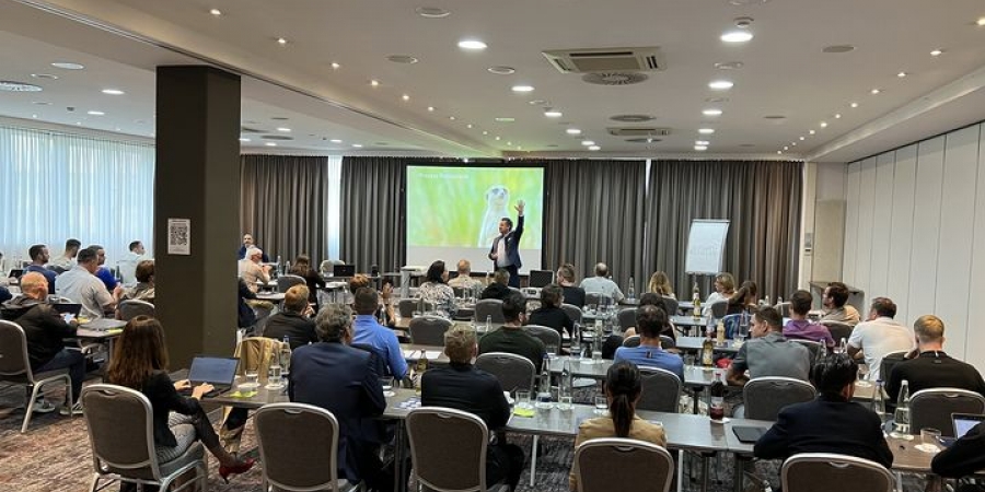 Austausch für einen starken Herbst 