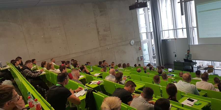 Vom Hörsaal in die Studios