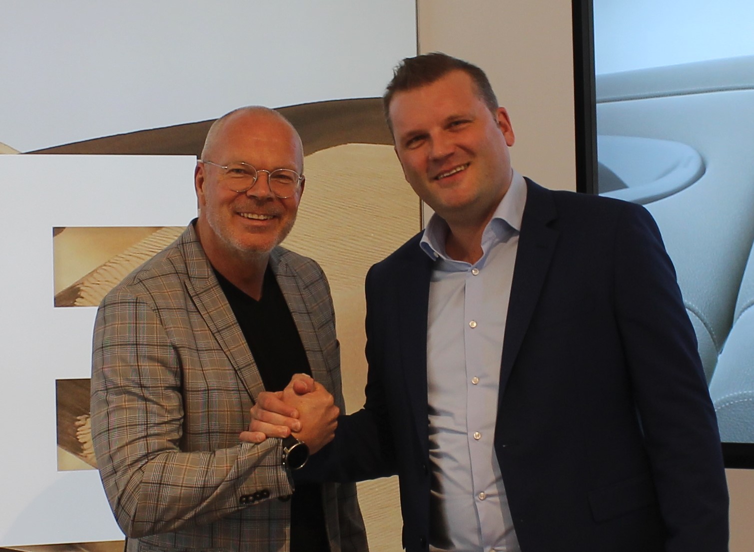 Michael Bülter, Vertriebsleiter DACH bei Gymna und Peter Kanzlsperger (l.)