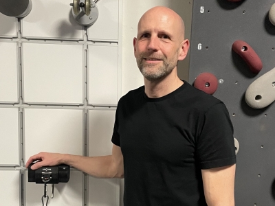 Eine Wand für zahlreiche Übungen in der Trainingstherapie