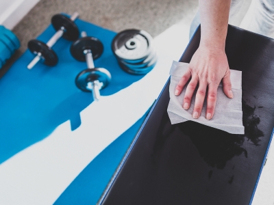 12 Gründe, warum Hygiene im Fitness-Studio wichtig ist