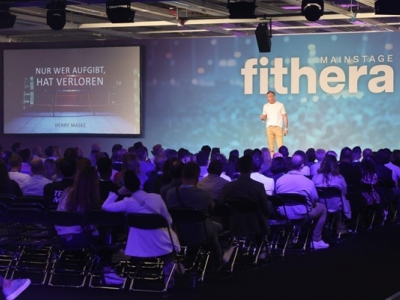 Henry Maske und Jochen Schweizer ziehen das Publikum in ihren Bann