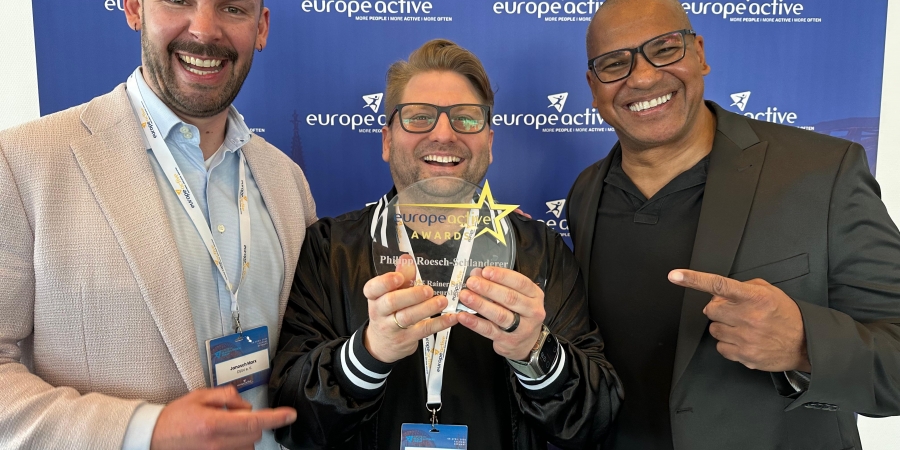 EGYM CEO Philipp Roesch-Schlanderer mit Rainer Schaller Entrepreneurship Award ausgezeichnet