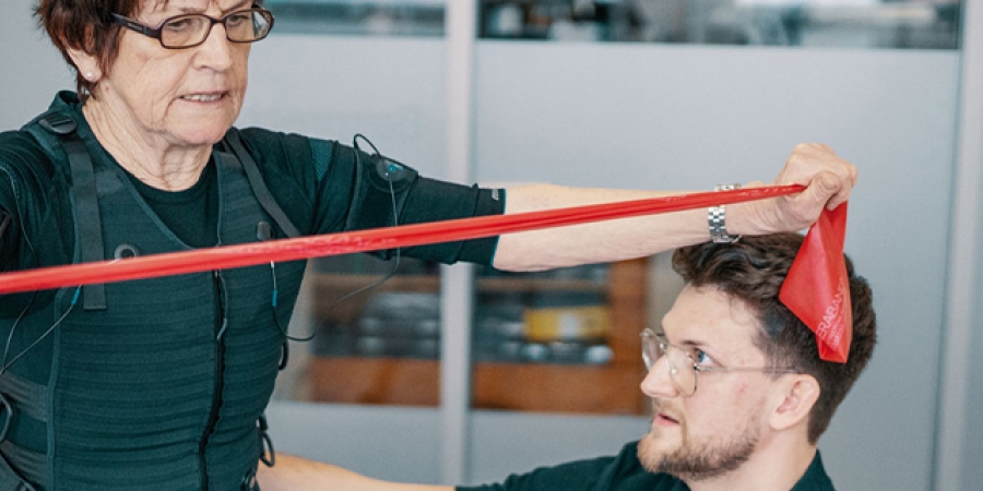 Medizinisches EMS-Training bei Sarkopenie